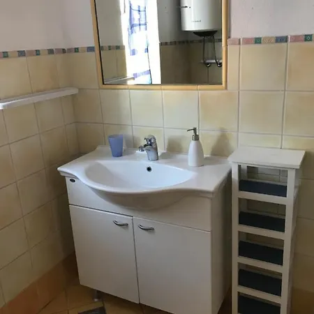 Apartment Vila M E J N - Nina In Kraj Croatia *